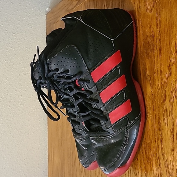 adidas Other - Adidas Basketball shoe 5 men's